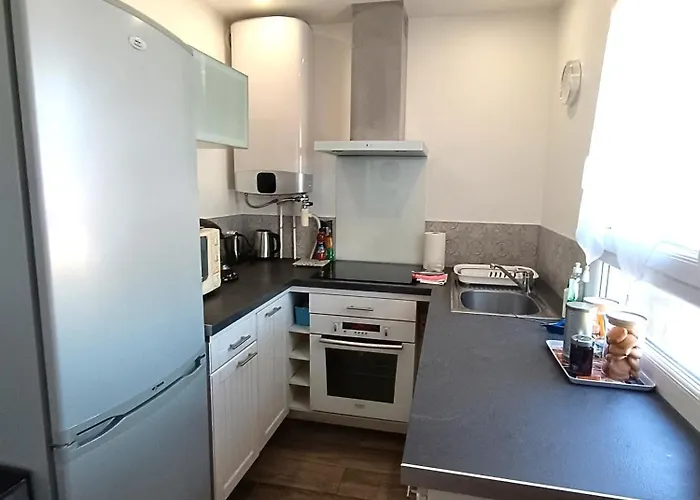 T1 Cosy Vue Apartment